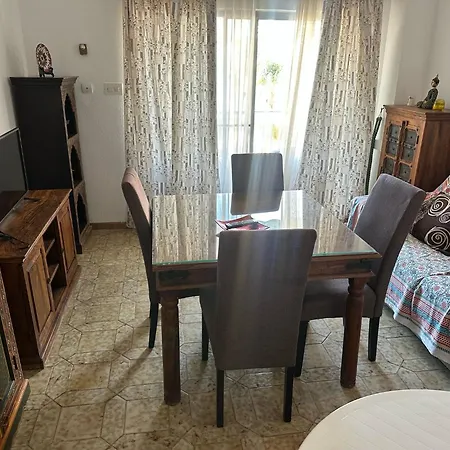 Apartment Gondolas, Enfrente De La Playa, Aire Acondicionado En *